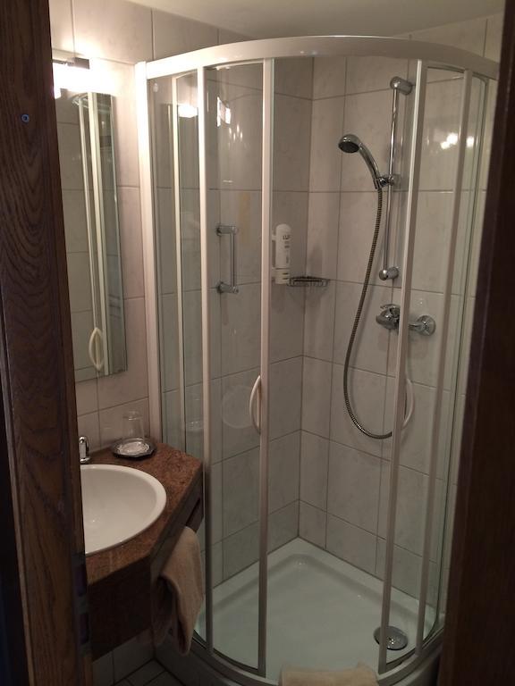 Hotel Neumayr Monachium Pokój zdjęcie